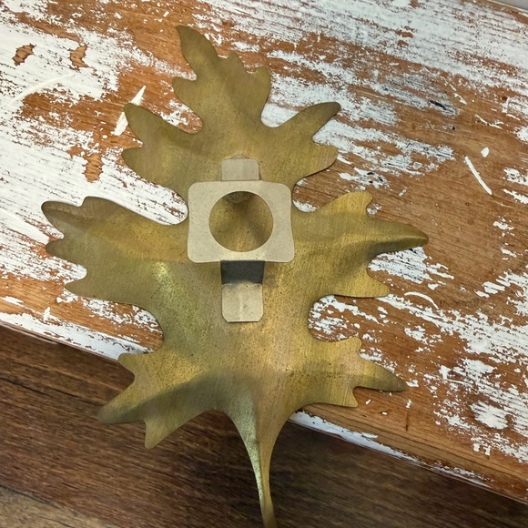 Vintage Home Interiors HOMCO 2 Brass Metal Oak Leaves Wall Decor Art 7.75" - Picture 3 of 3